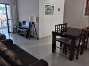 Apartamento equipado próximo à praia